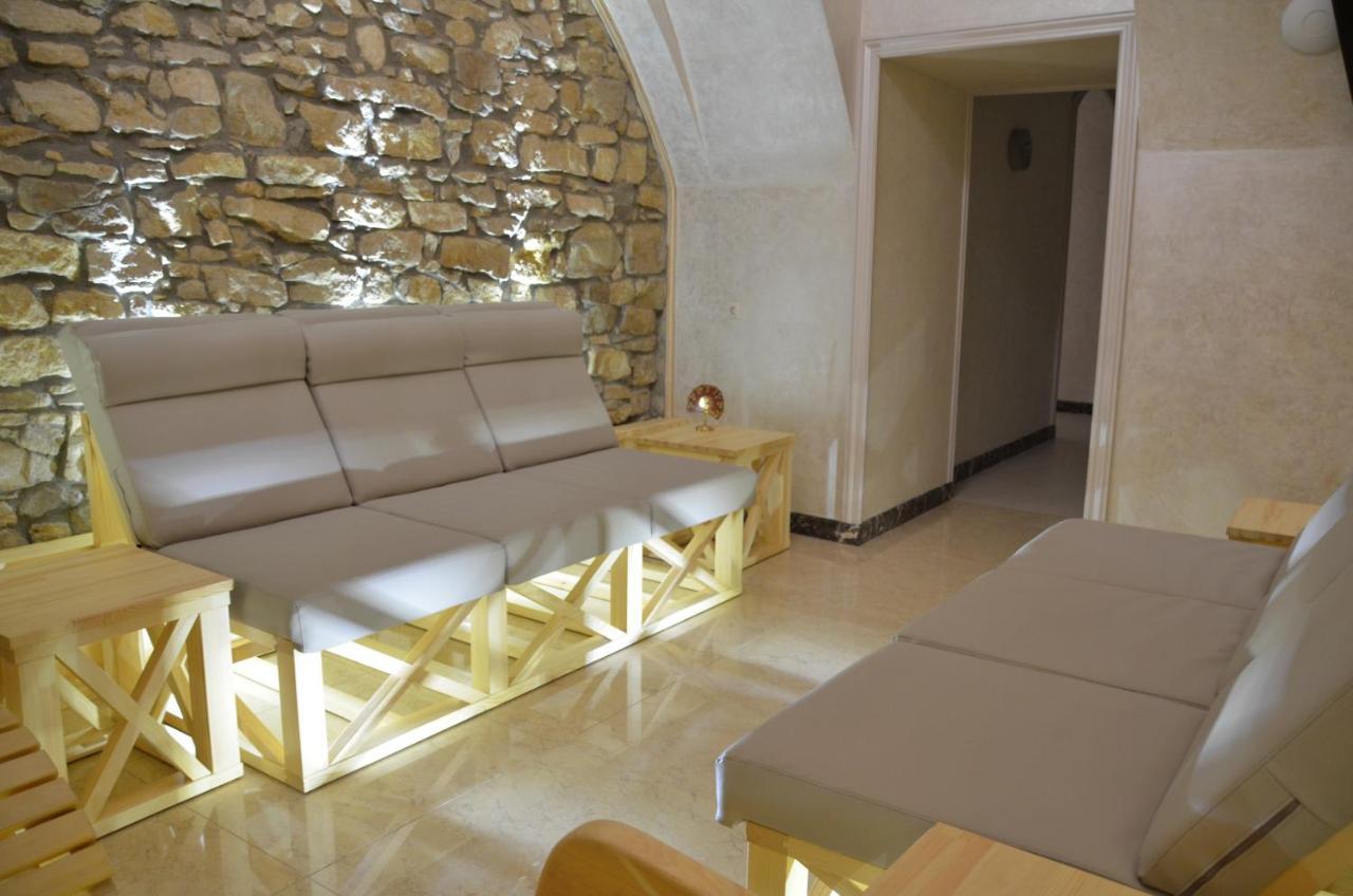 Allureinn Hotel And Spa Chernivtsi Εξωτερικό φωτογραφία
