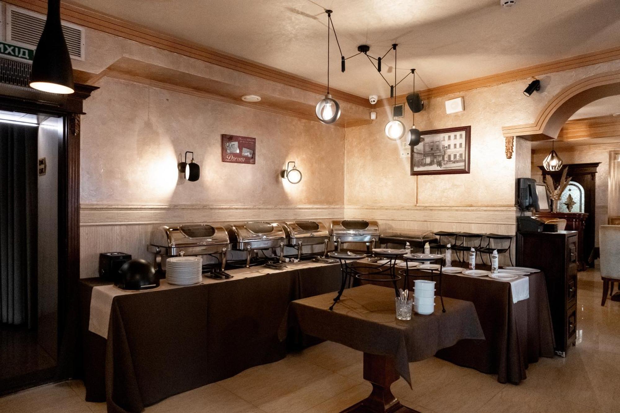 Allureinn Hotel And Spa Chernivtsi Εξωτερικό φωτογραφία