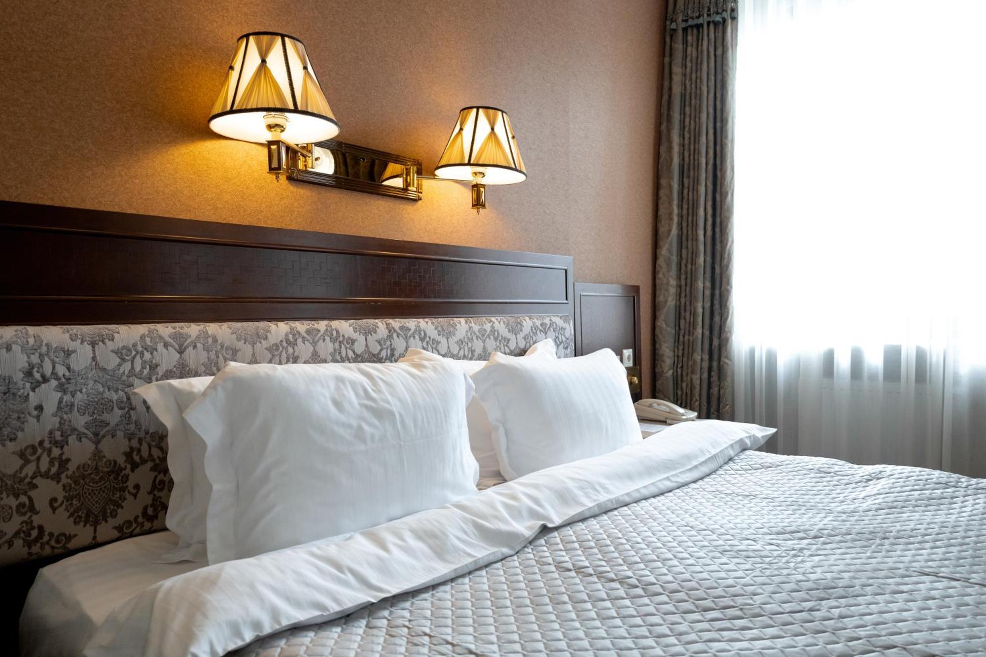 Allureinn Hotel And Spa Chernivtsi Εξωτερικό φωτογραφία