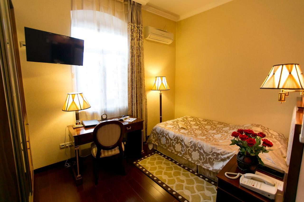 Allureinn Hotel And Spa Chernivtsi Εξωτερικό φωτογραφία