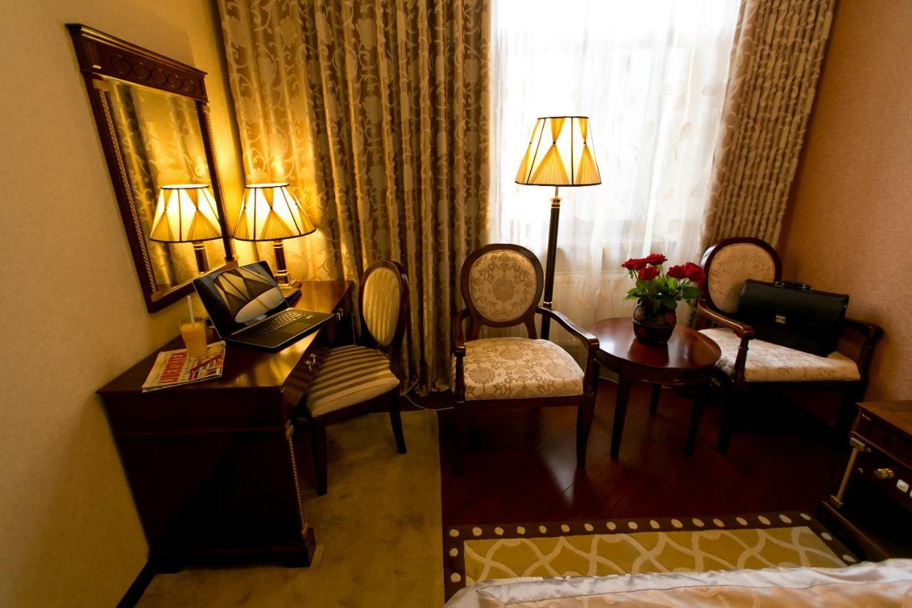 Allureinn Hotel And Spa Chernivtsi Εξωτερικό φωτογραφία