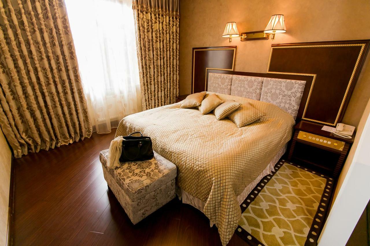 Allureinn Hotel And Spa Chernivtsi Εξωτερικό φωτογραφία