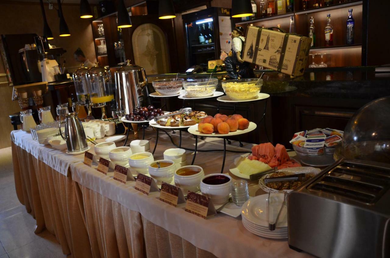 Allureinn Hotel And Spa Chernivtsi Εξωτερικό φωτογραφία