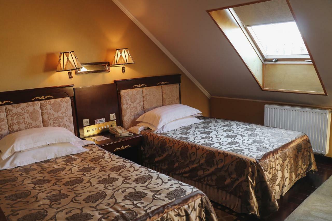 Allureinn Hotel And Spa Chernivtsi Εξωτερικό φωτογραφία